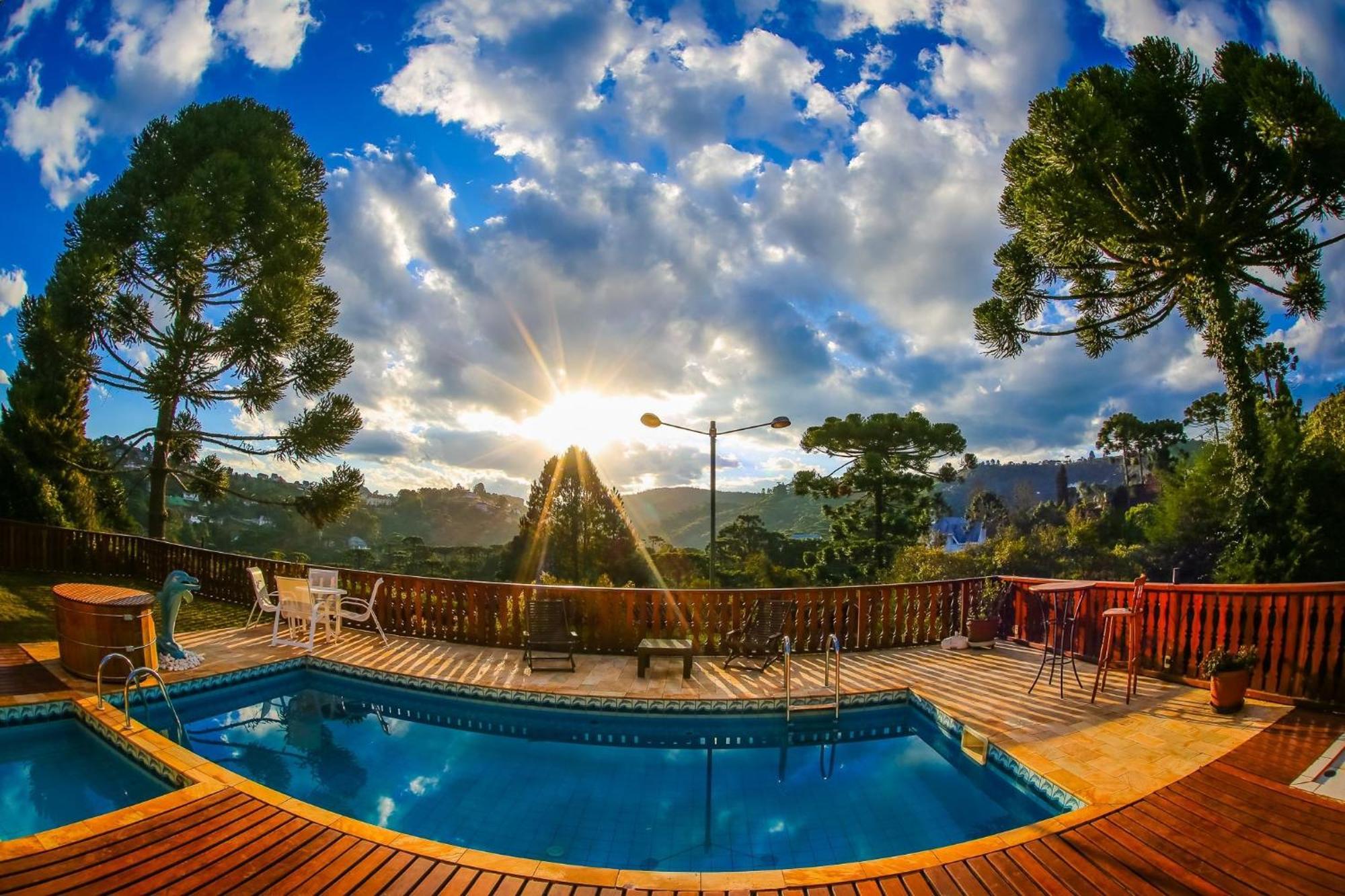 Mansao Austriaca Guesthouse Campos do Jordão エクステリア 写真